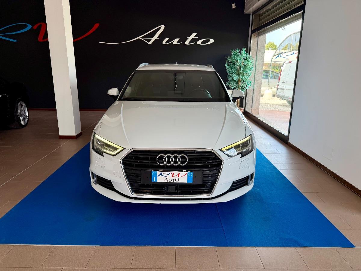 AUDI - A3 - 2.0 TDI S tronic S-Line