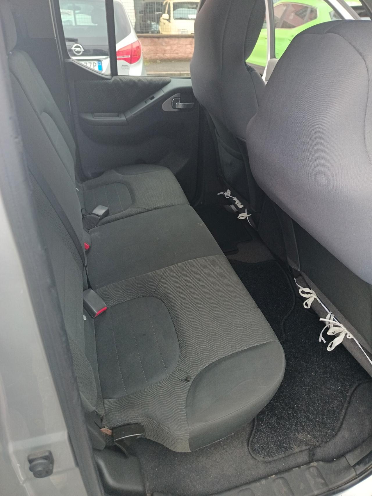 Nissan Navara 2.5 dCi 4 porte Double Cab WoRK