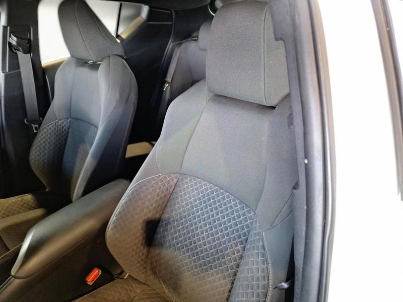 TOYOTA C-HR 1.8H 98CV E-CVT Business