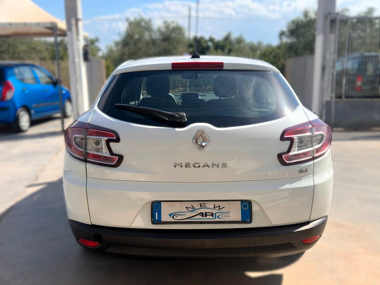 Renault Mégane 1.5 dCi 110CV CAMBIO AUTOMATICO