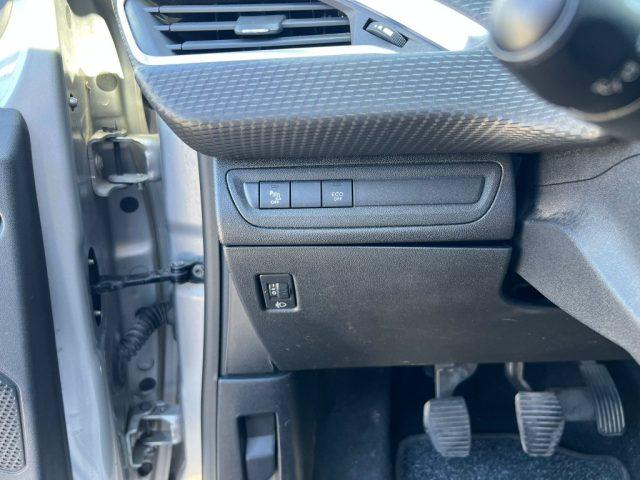 PEUGEOT 208 1° serie PureTech 82 Stop&Start 5 porte Signature