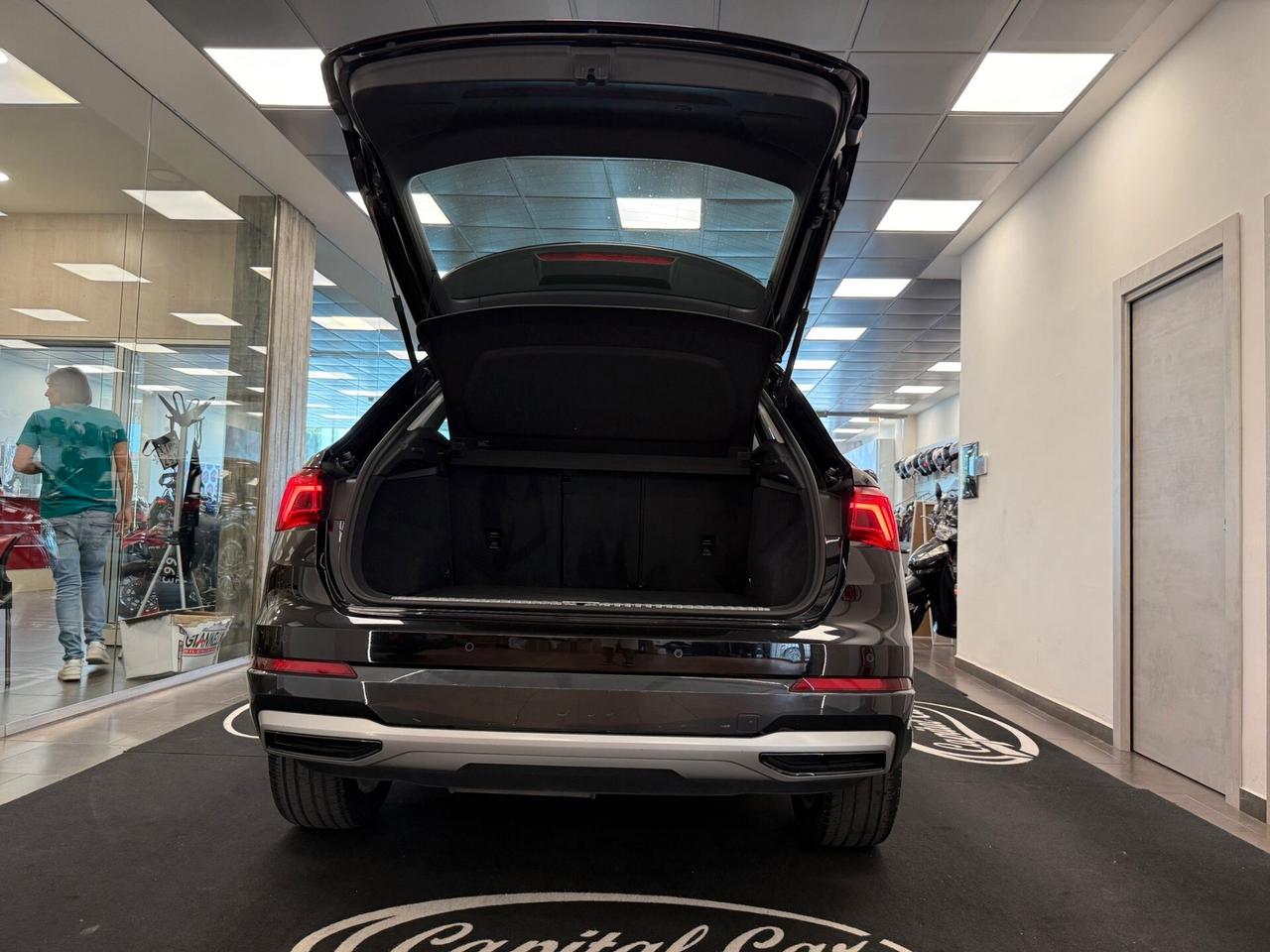 Audi Q3 35 TDI quattro Business Advanced