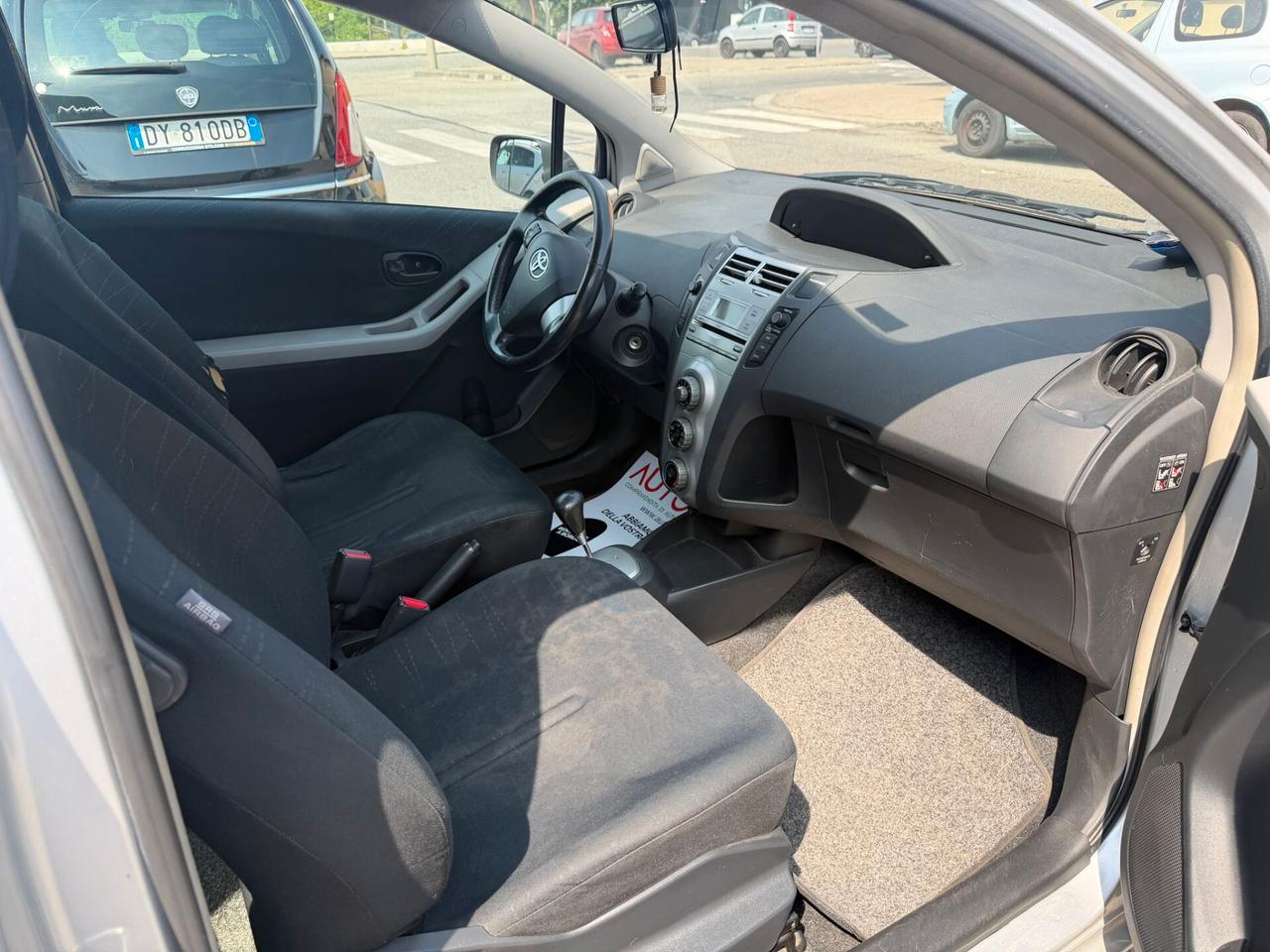 Toyota Yaris 1.4 D-4D 3 porte M-MT Navi