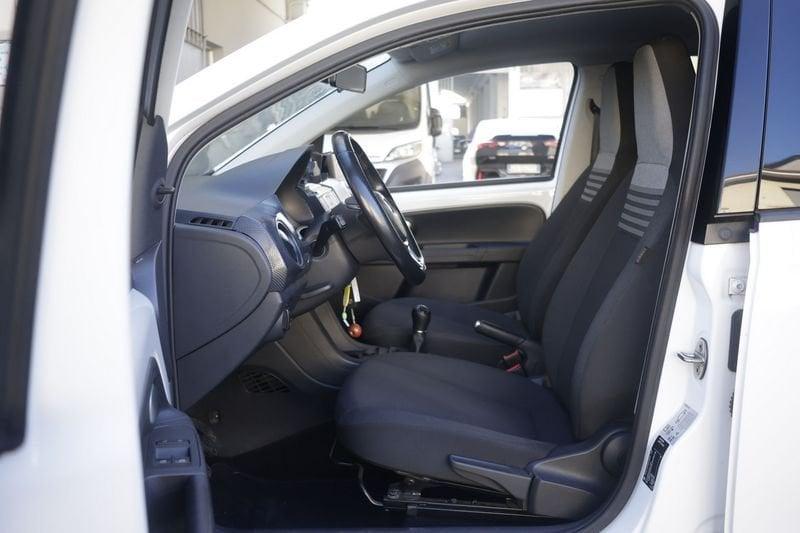 Volkswagen up! Volkswagen up! 1.0 5p. sport up! BlueMotion Technology 44KW ANNO 2020