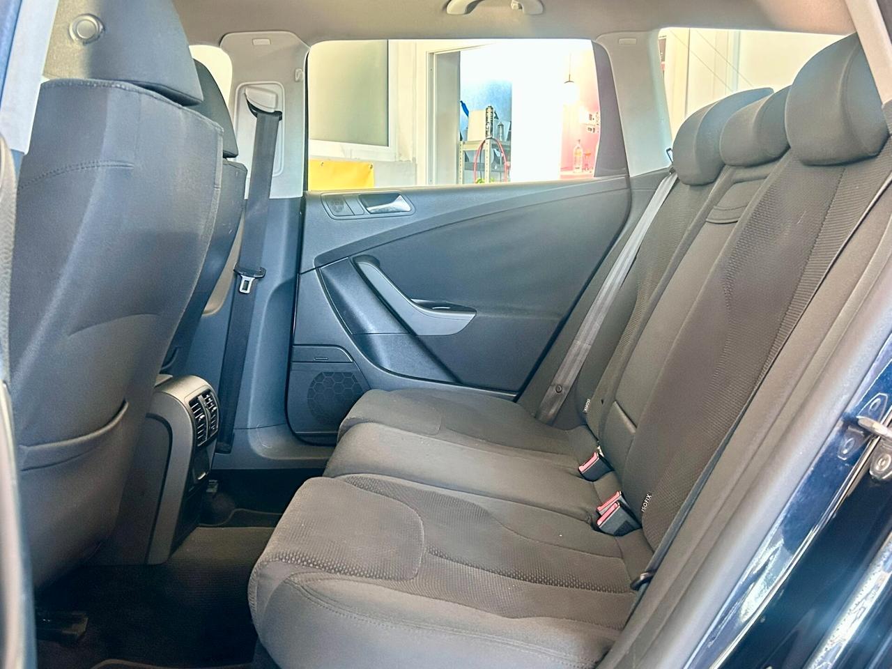 Volkswagen Passat *ONESTA* *CAMBIO AUTOMATICO* *COSTA POCO*