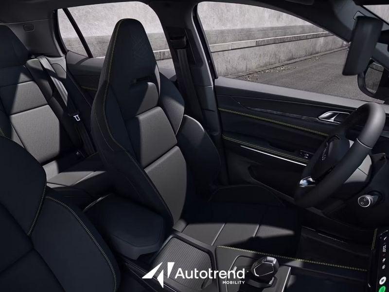 Lynk & Co 01 1.5 Plug-In 280 CV Automatica NAVI LED Core