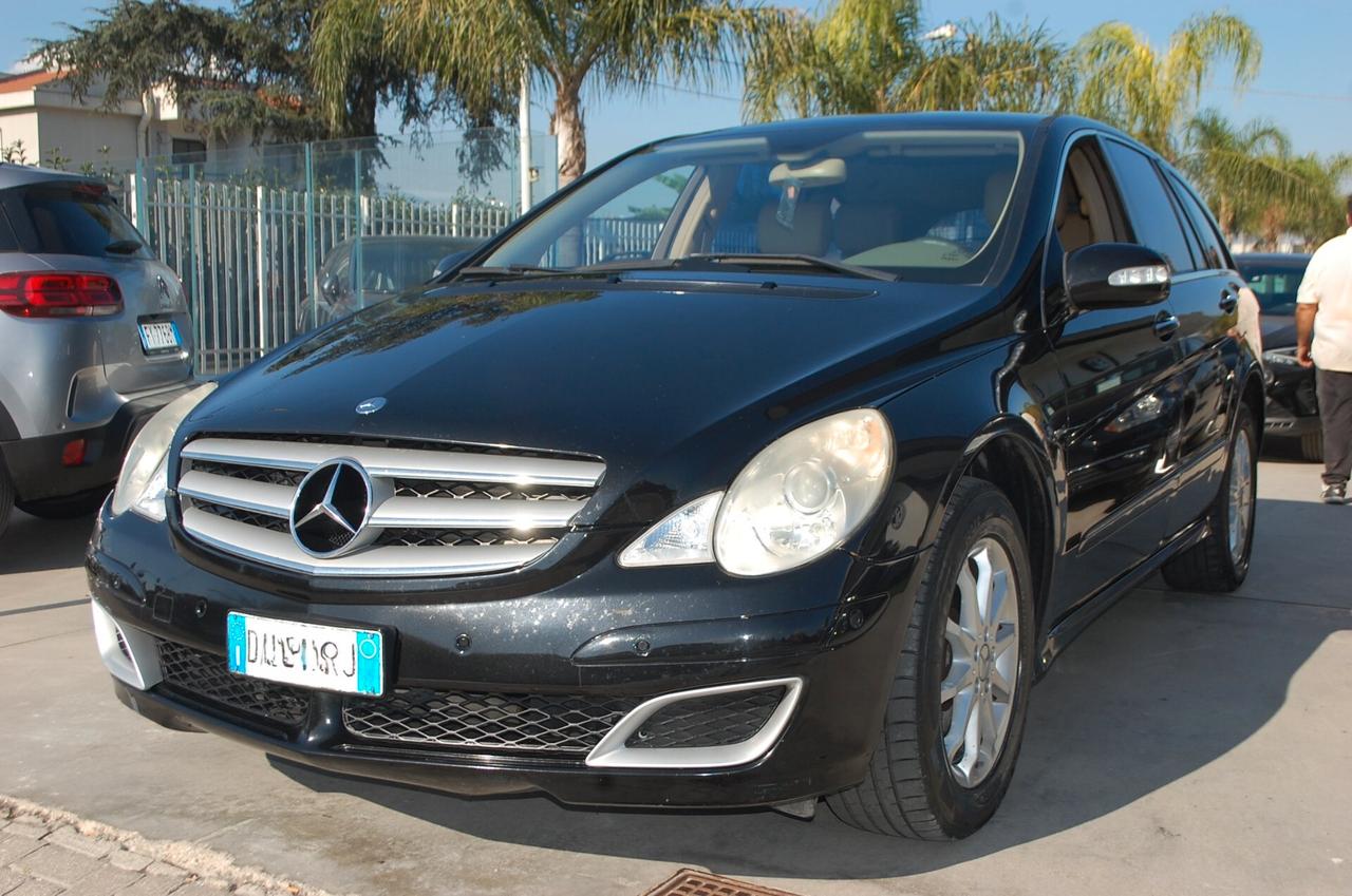 Mercedes-Benz R 320 3.0 cdi V6 224CV Sport Uff Italy Pelle 6Posti 4Mat