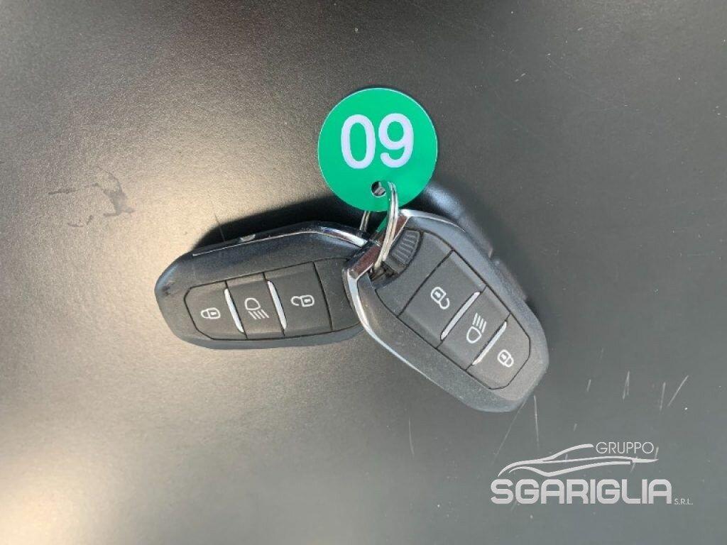 Peugeot 3008 EAT8 Allure Pack Automatico 1.5 BlueHDi
