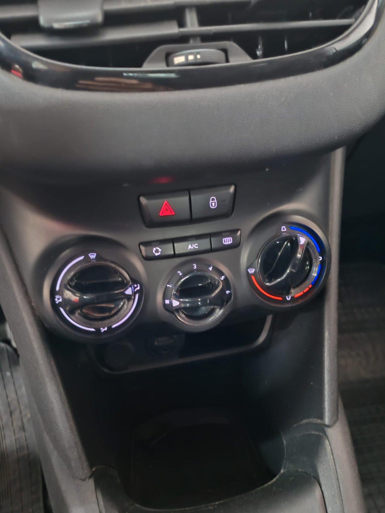 Peugeot 208 1.0 5 PORTE