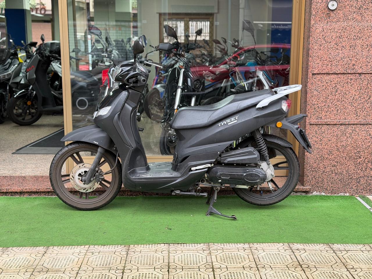 Peugeot Tweet 50 tua a soli 20€