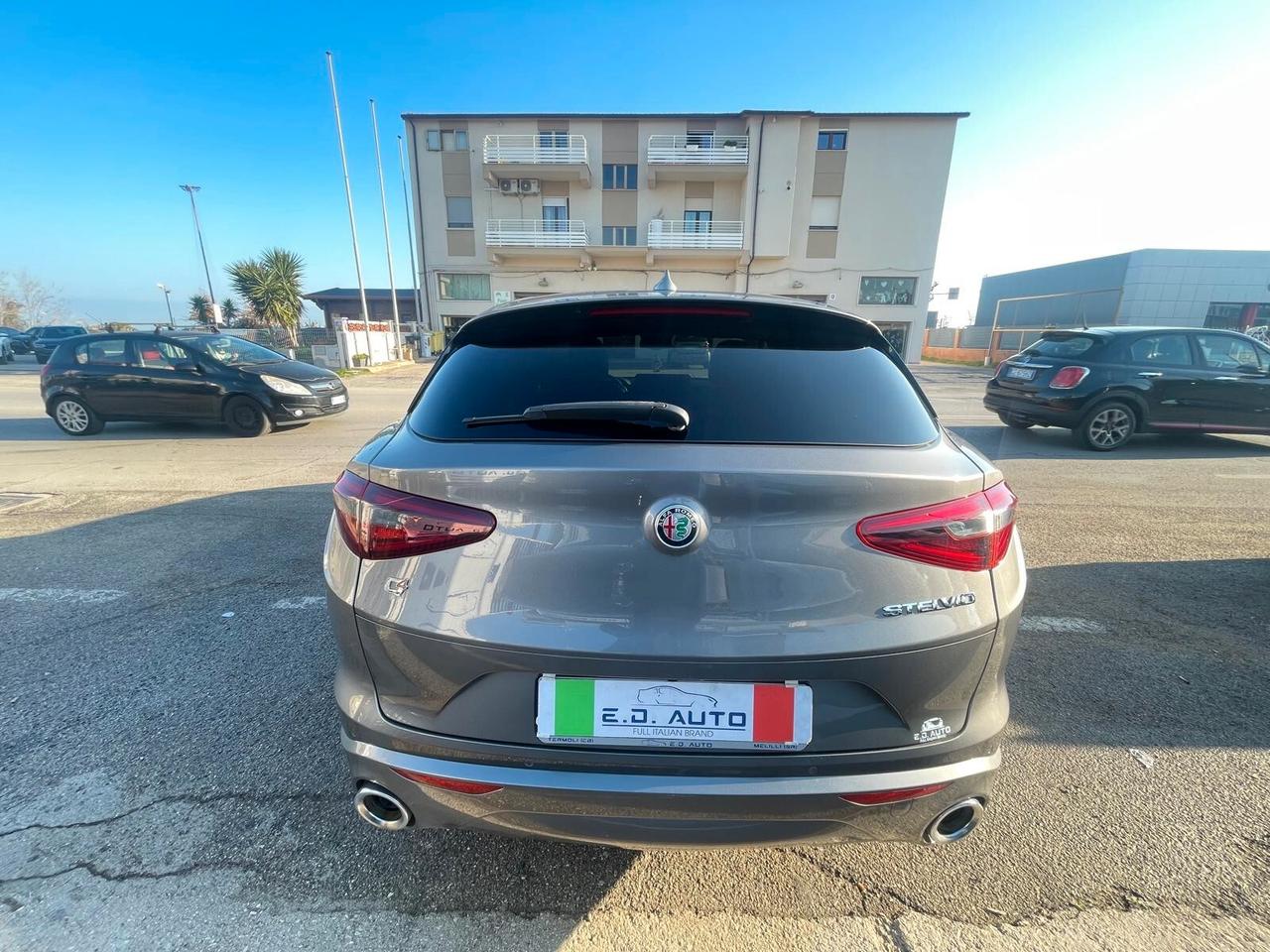 Alfa Romeo Stelvio 2.2 Turbodiesel 210 CV AT8 Q4 Super