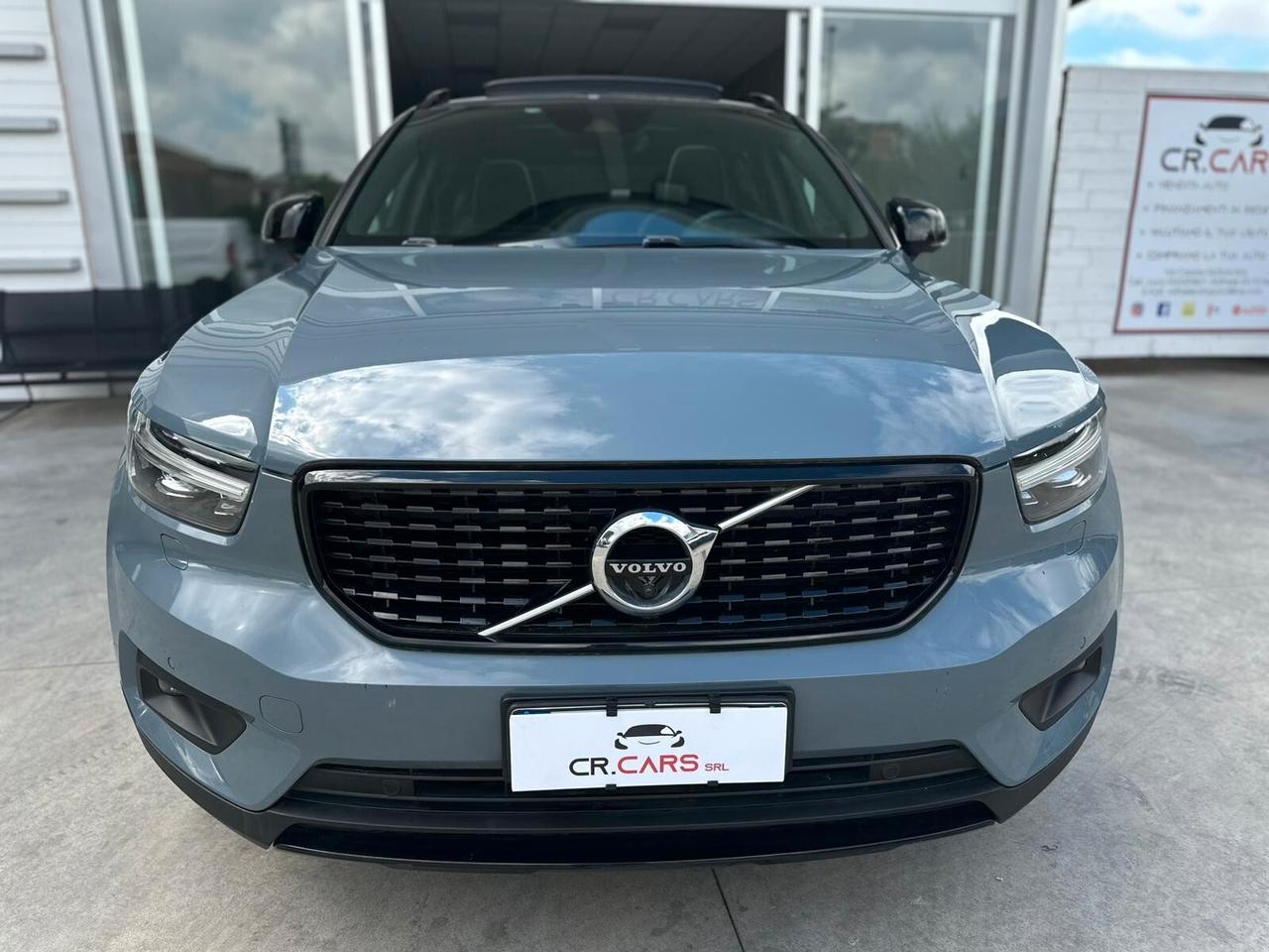 Volvo XC40 B4 AWD Geartronic R-design - Tetto apribile