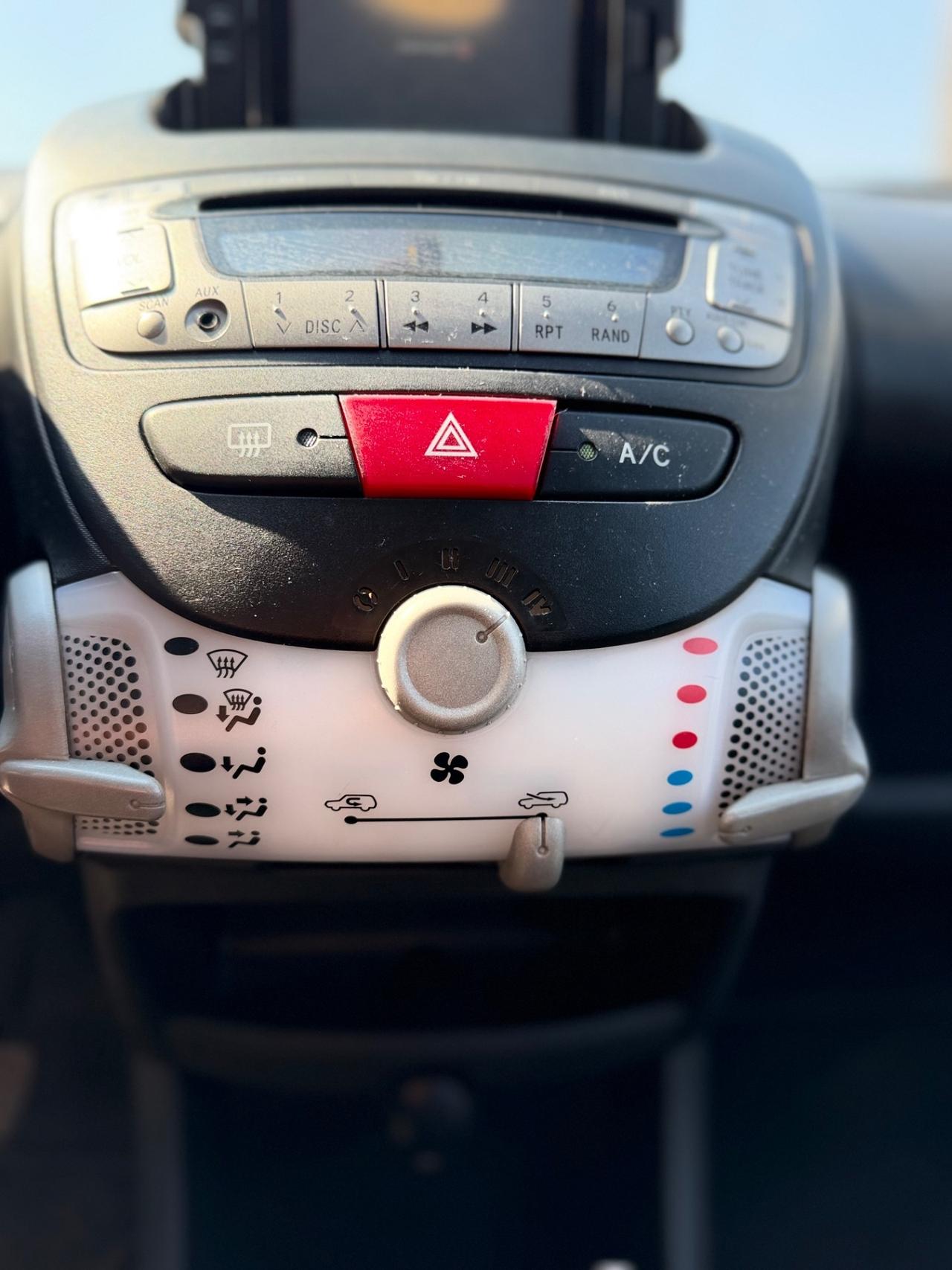 Toyota Aygo 1.0 12V VVT-i 5 porte Edition