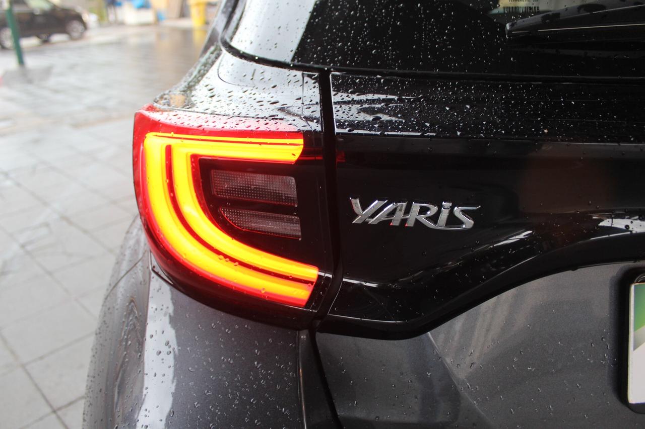 Toyota Yaris HYBRID TREND