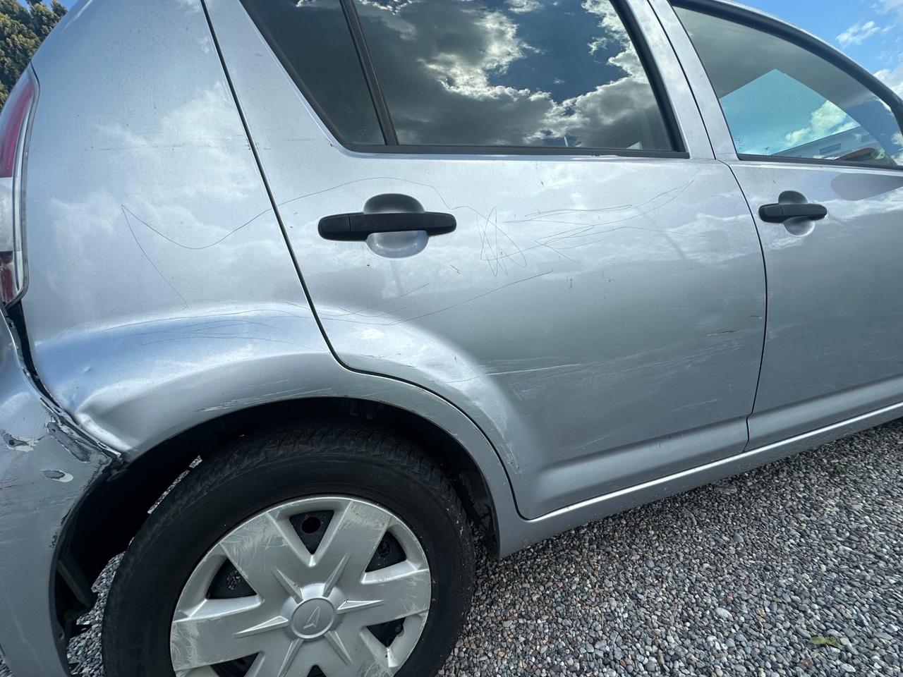 Daihatsu Sirion 1.0 Sho