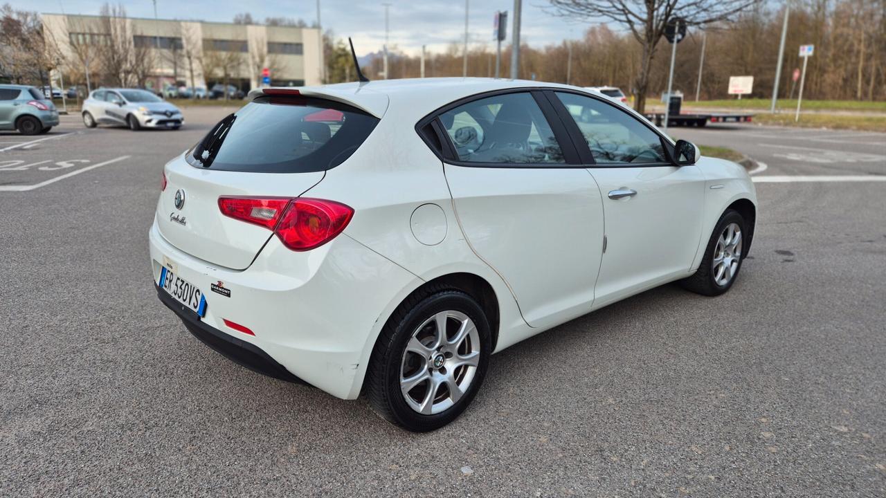 Alfa Romeo Giulietta 1.4 Turbo *NEOPATENTATI *