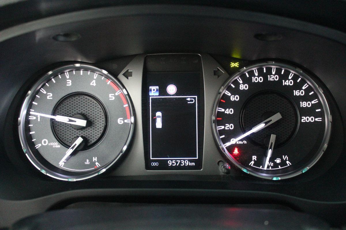 HILUX 2.4 D-4D A/T AWD 4 PORTE DOUBLE CAB EXECUTIVE