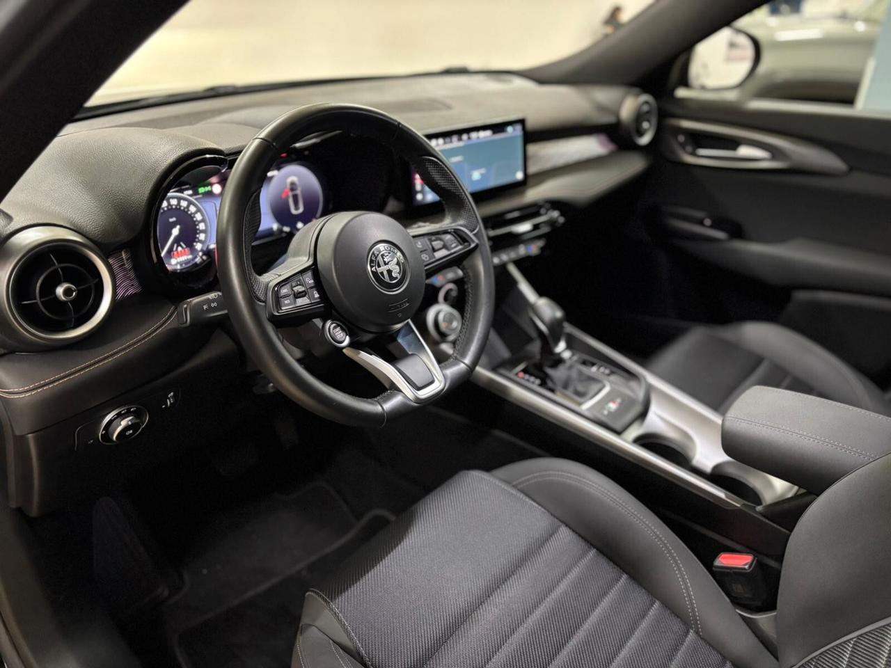 Alfa Romeo Tonale 1.6 diesel 130 CV TCT6 Veloce