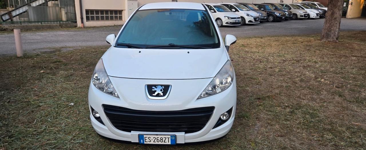 Peugeot 207 Plus 1.4 8V 75CV 5p. ECO GPL