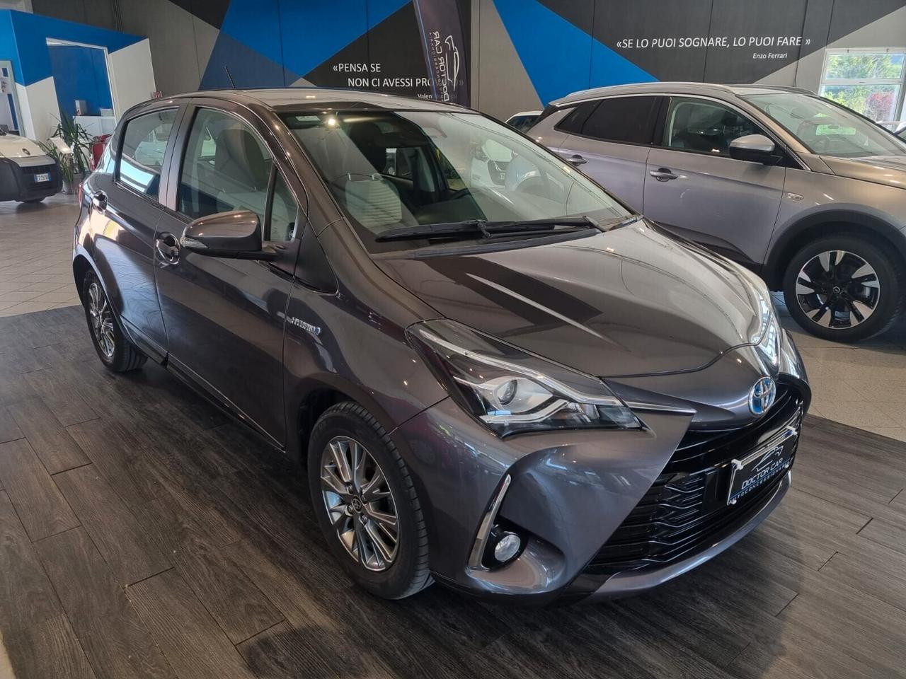 Toyota Yaris 1.5 Hybrid 5 porte Active