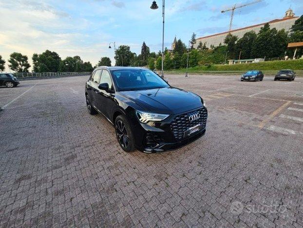 Audi Q3 35 TFSI S tronic elettrica benzina