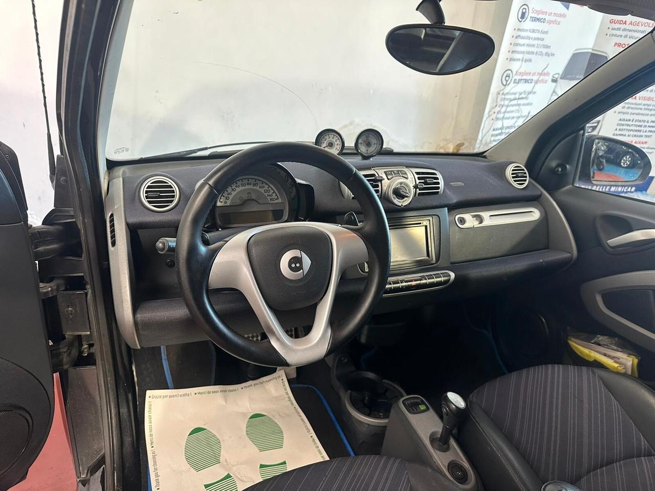 Smart ForTwo 1000 52 kW MHD pulse con SERVOSTERZO