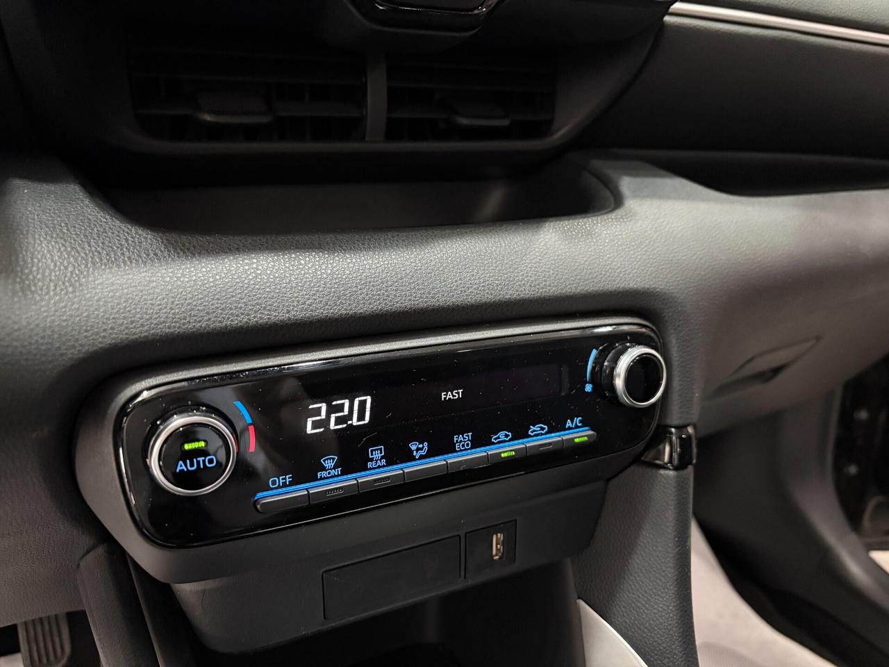 Toyota Yaris 1.5 Full Hybrid 116cv Business ITALIANA