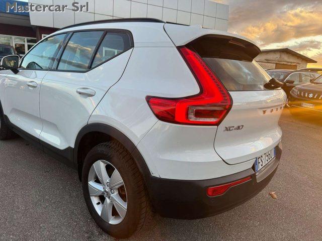 VOLVO XC40 2.0 d4 Business awd geartronic targa FS756DT