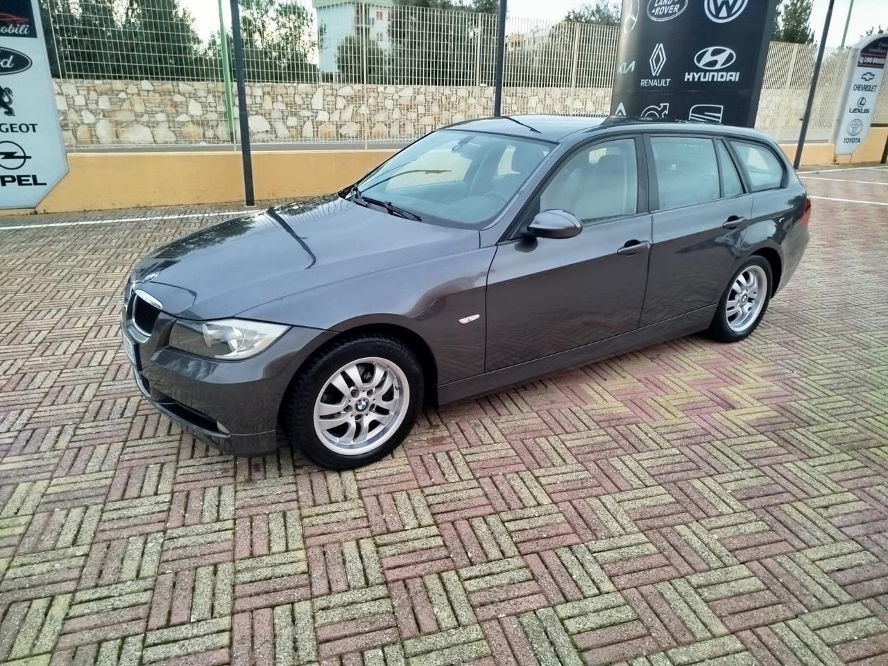 Bmw 320 320d cat Touring Attiva