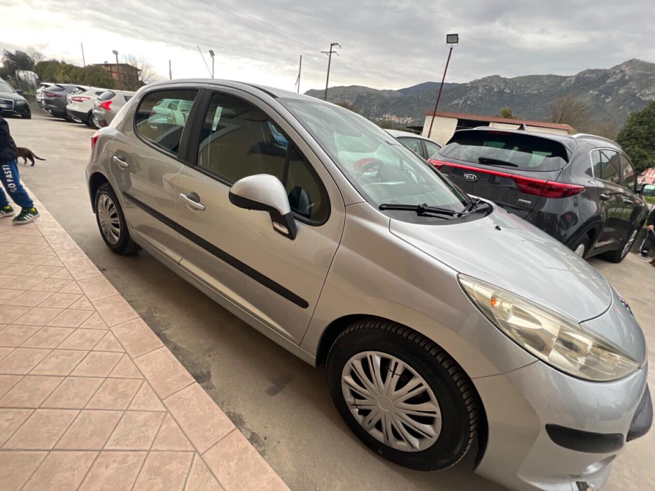 Peugeot 207 1.4 HDi 70CV 5p. Perfetta e garantita