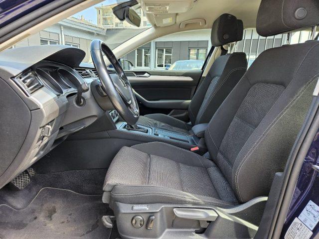 VOLKSWAGEN Passat Variant 2.0 TDI DSG BlueMotion Tech