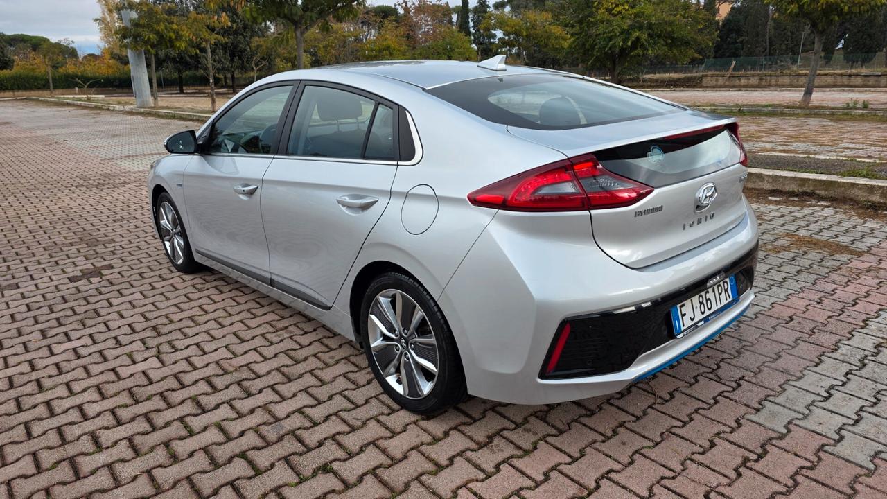 Hyundai Ioniq 1.6 Hybrid DCT Comfort full optional