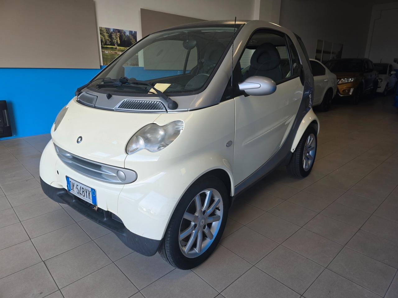 Smart ForTwo 1000 45 kW coupé pure