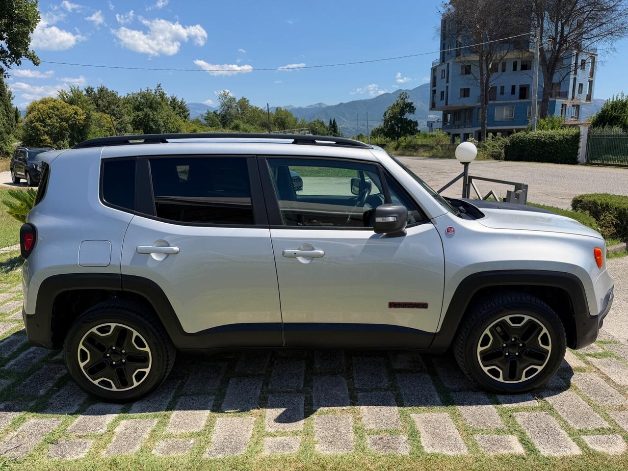 Jeep Renegade 2.0Mjt 170CV 4WD Trailhawk-2018