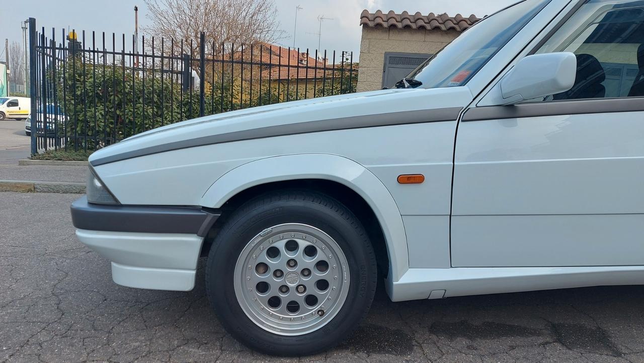 Alfa Romeo 75 2.0i Twin Spark A.S.N.