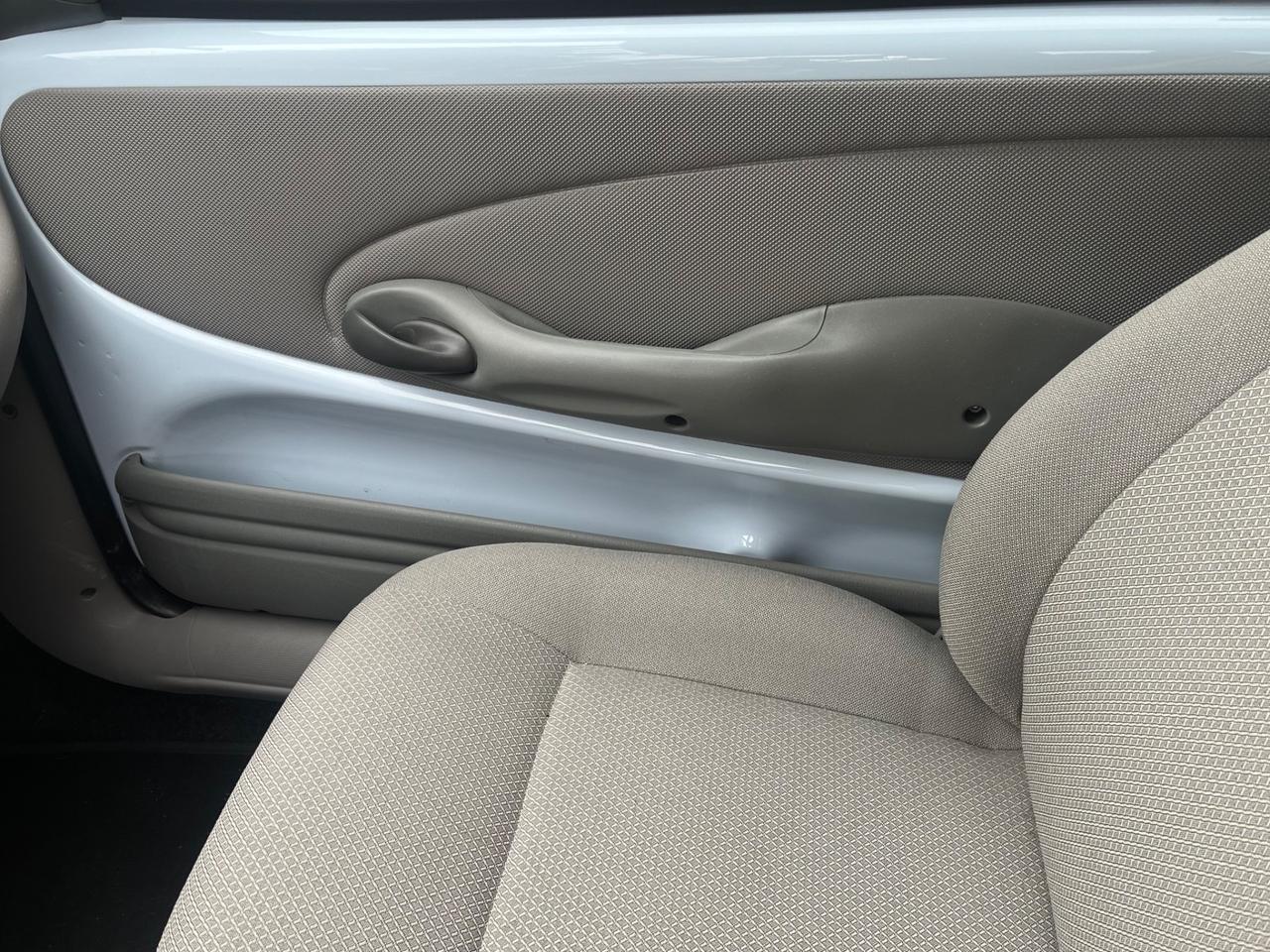 Fiat 600 1.1 Active-solo km 19800