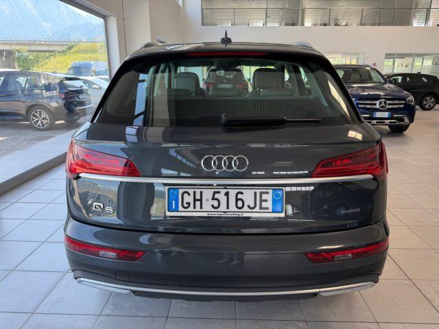 AUDI Q5 50 TFSI e quattro S tronic Business