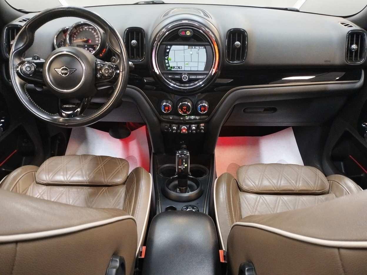 MINI Cooper SD Countryman 2.0 Hype all4 auto my18