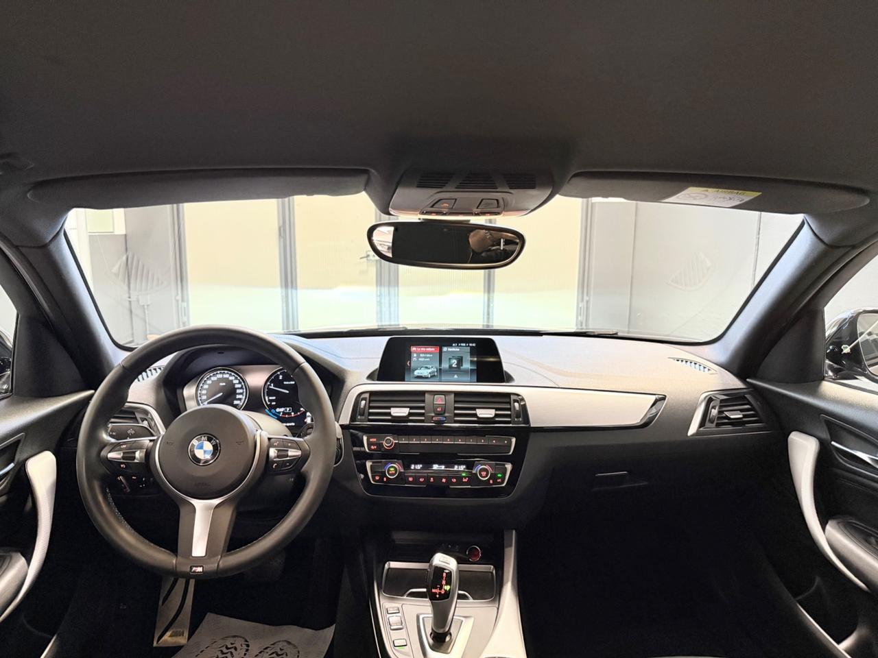 Bmw 118 118d 5p. Msport