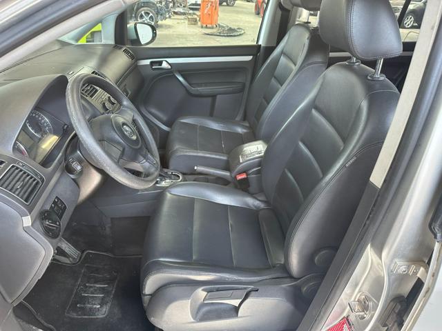 VOLKSWAGEN Touran 1.6 TDI DSG COMFORTLINE 7 POSTI