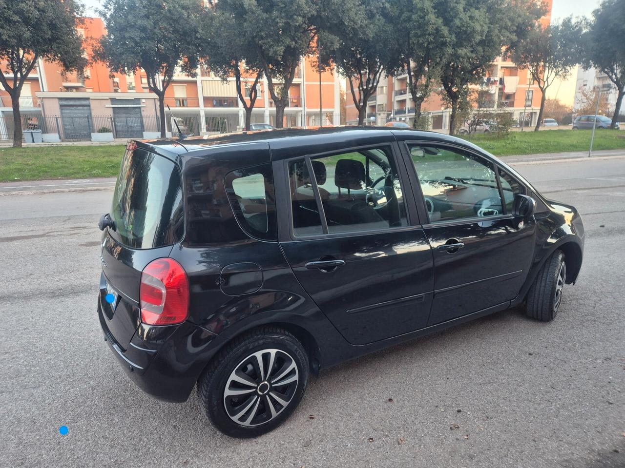 Renault Modus Grand 1.5 dCi 85CV Dynamique