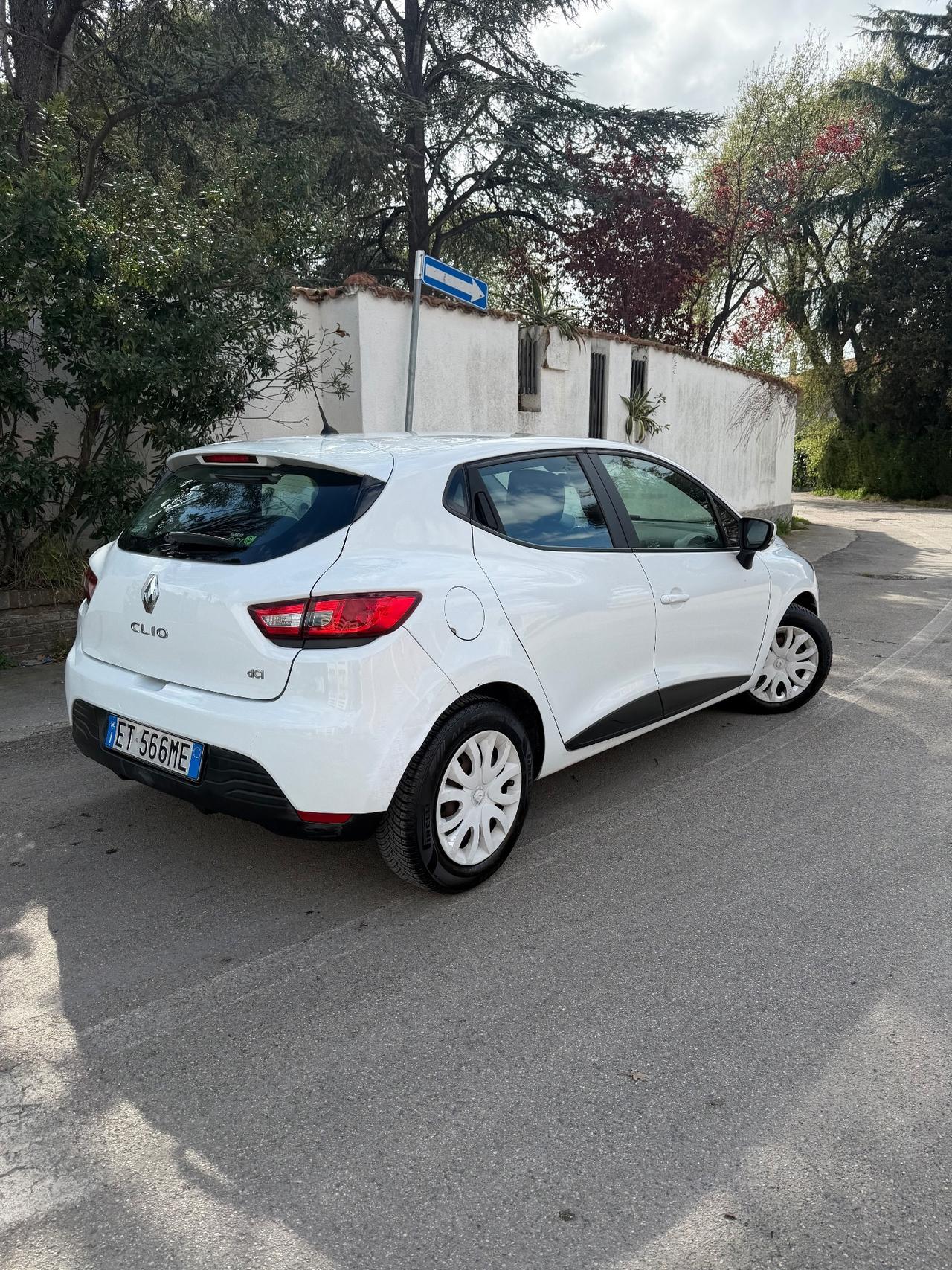 Renault Clio 1.5 dCi 8V 75CV 5 porte Wave