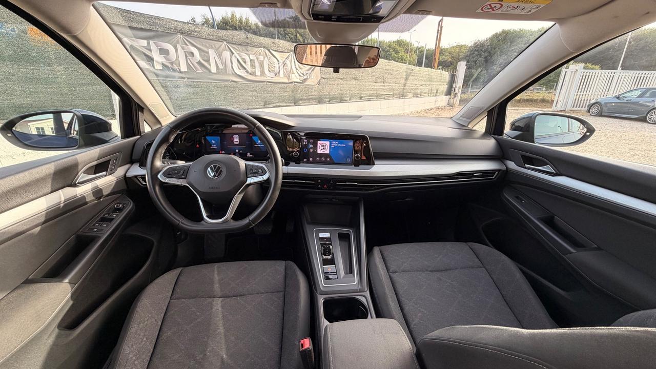 Volkswagen Golf 1.0 eTSI EVO DSG Life