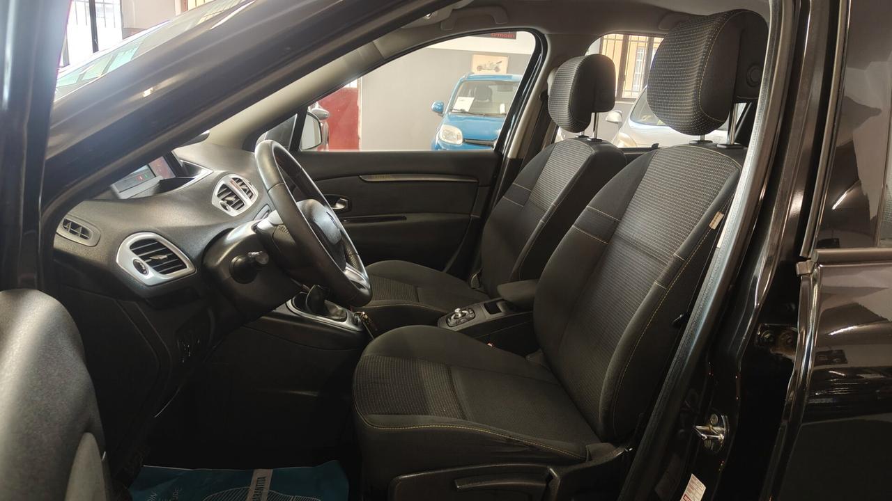 Renault Scenic Scénic X-Mod 1.5 dCi 110CV Luxe