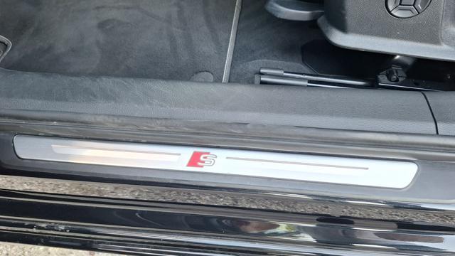 AUDI A6 Avant 40 2.0 TDI quattro S Line Sport