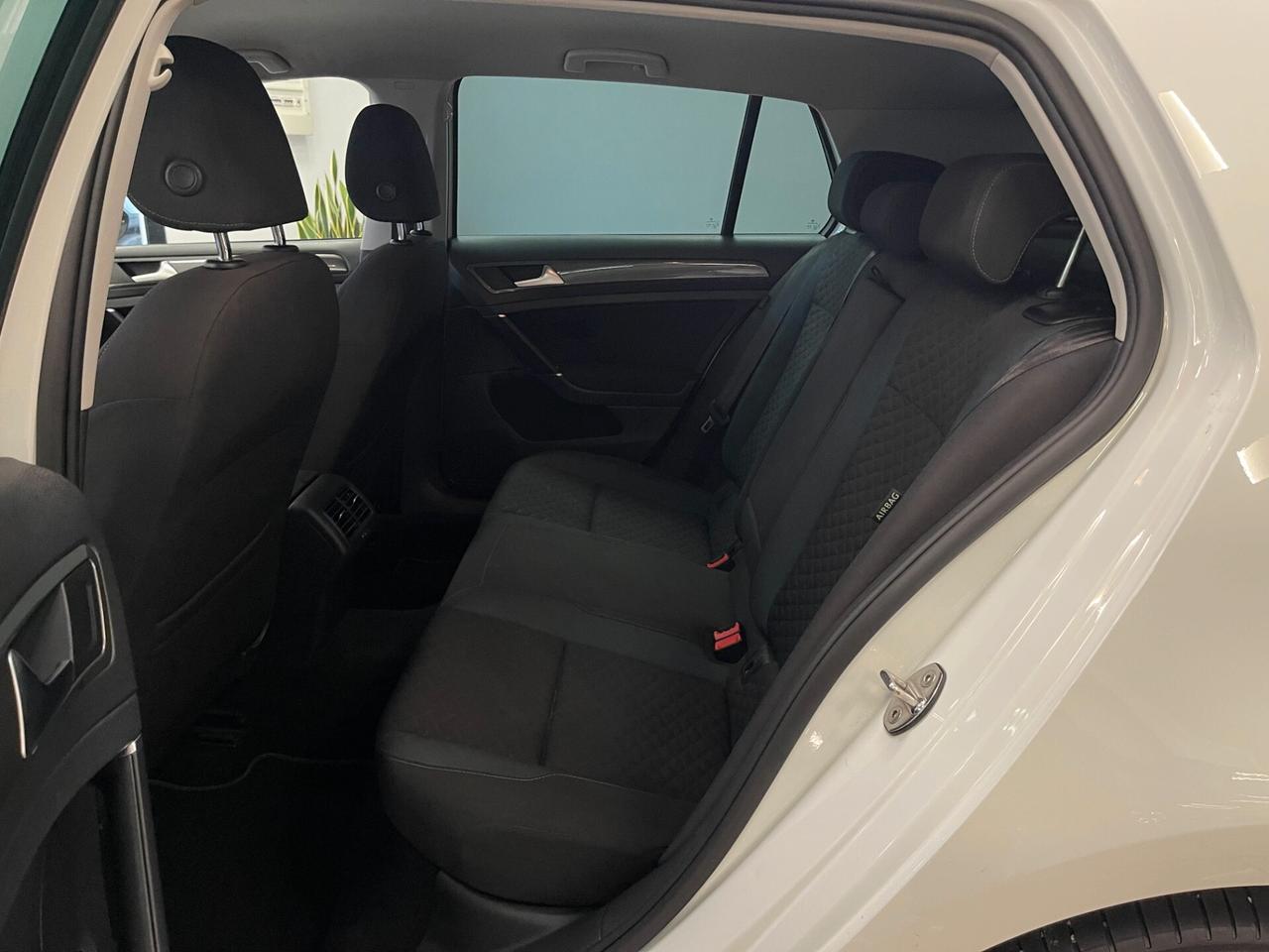 Volkswagen Golf 1.6 TDI 115cv IQ.Drive