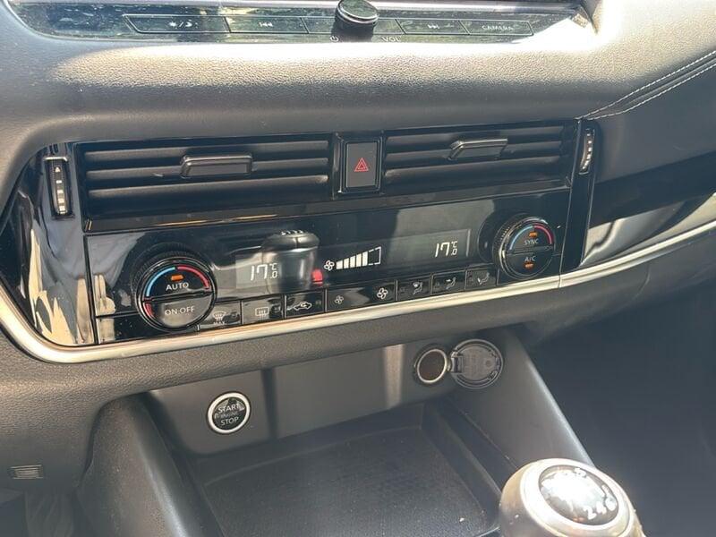 Nissan Qashqai 1.3 MHEV 140 N-Connecta