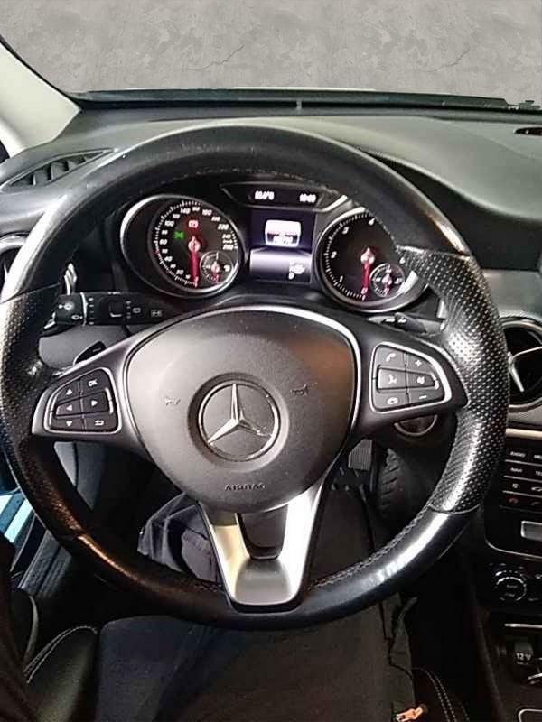 Mercedes-Benz GLA GLA 200 d Sport
