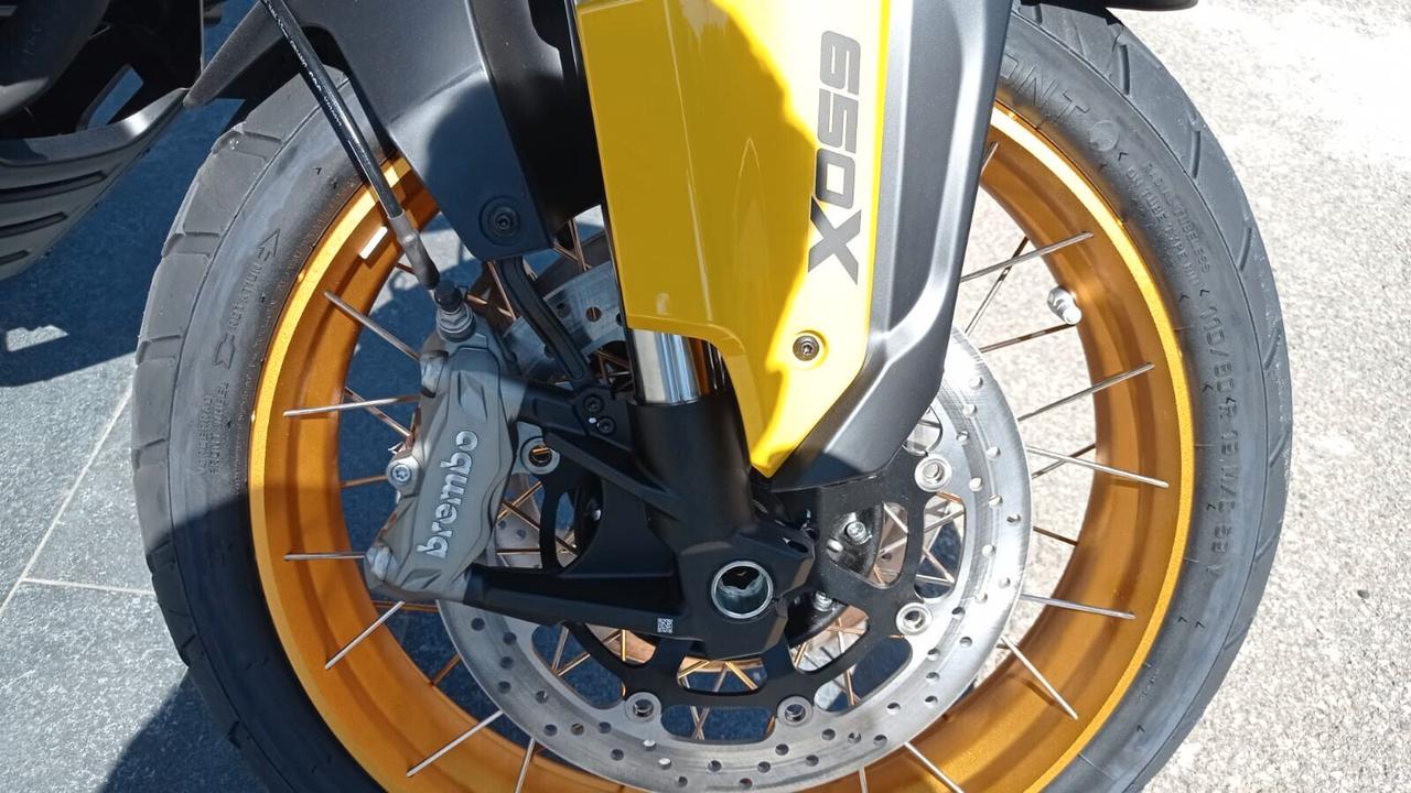Qj Motor SVT 650 X-NUOVA-4 ANNI DI GARANZIA