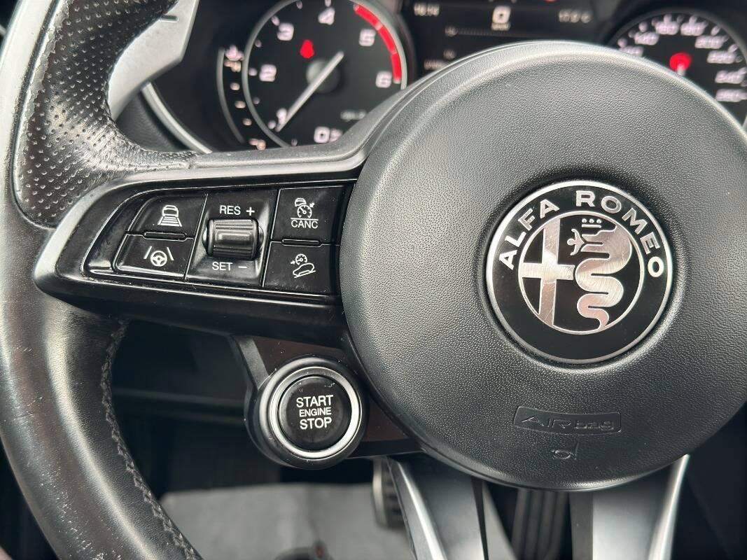 Alfa Romeo Stelvio 2.2 t Veloce Ti Q4 210cv AUTO con Telecamera